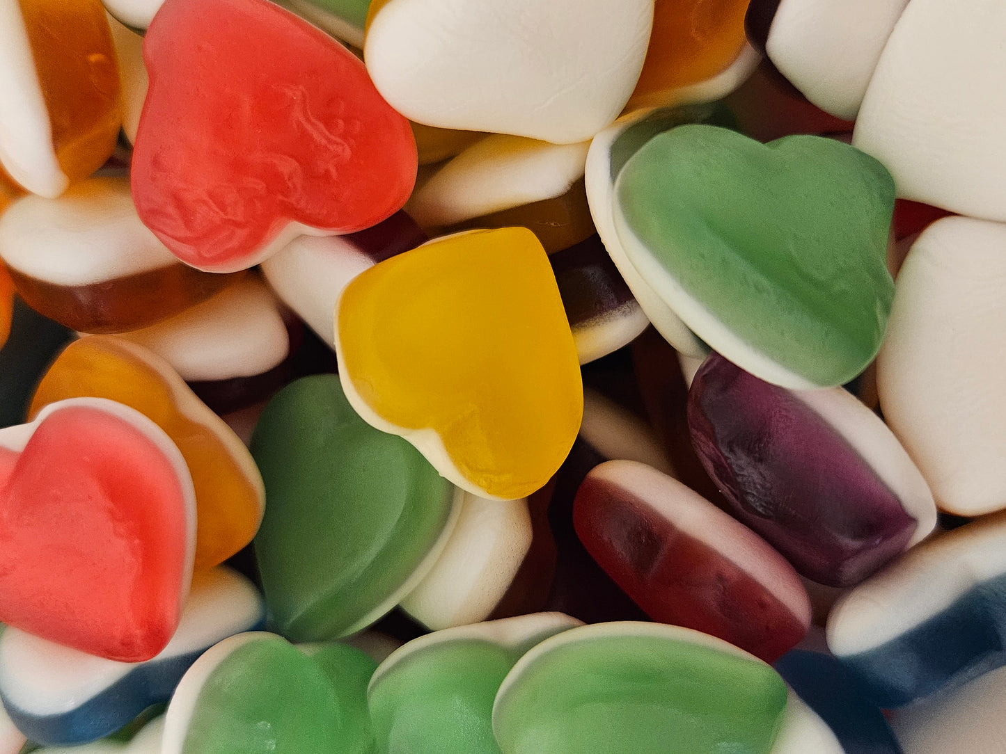 Rainbow heart throbs