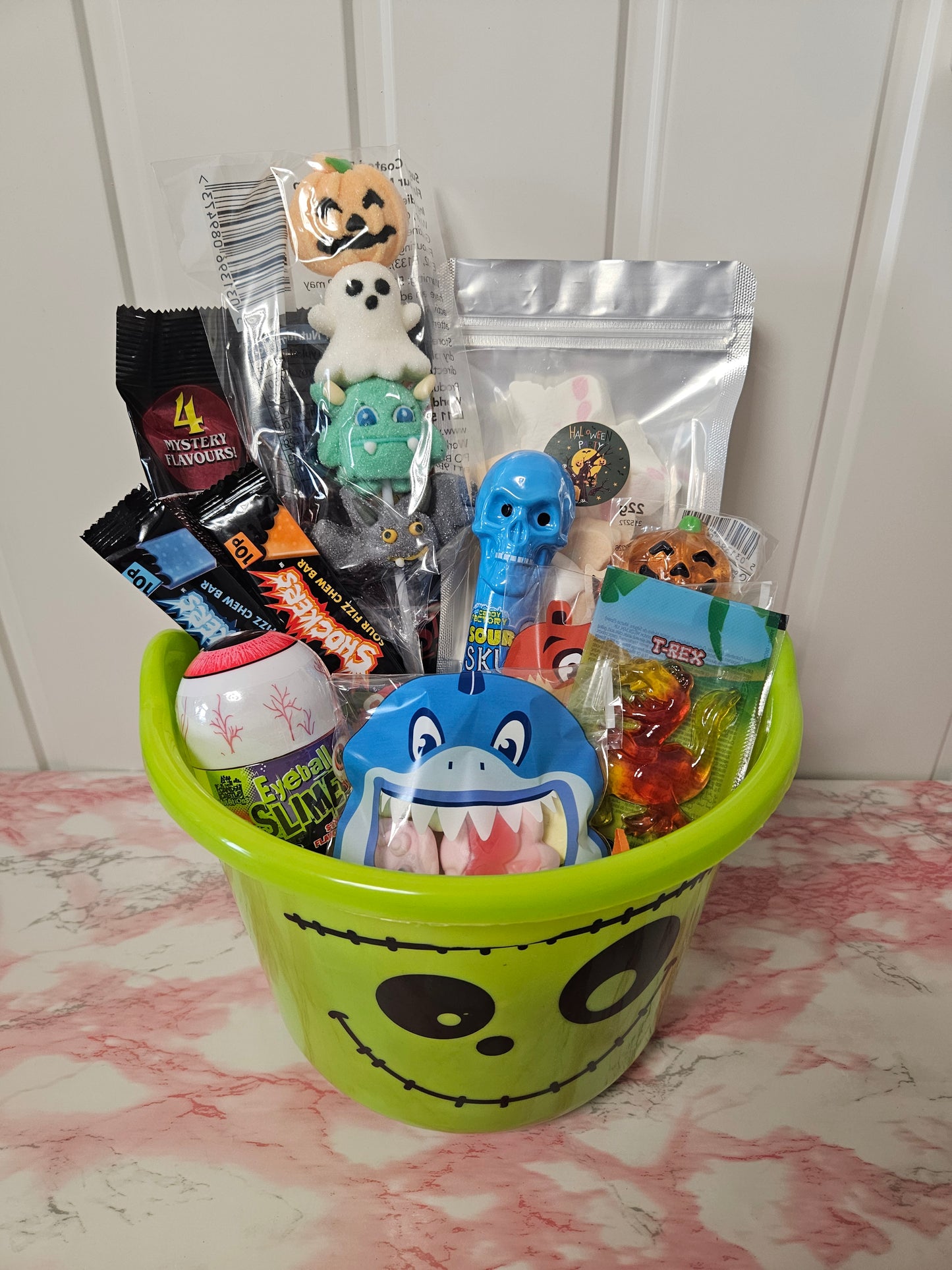 Halloween bucket
