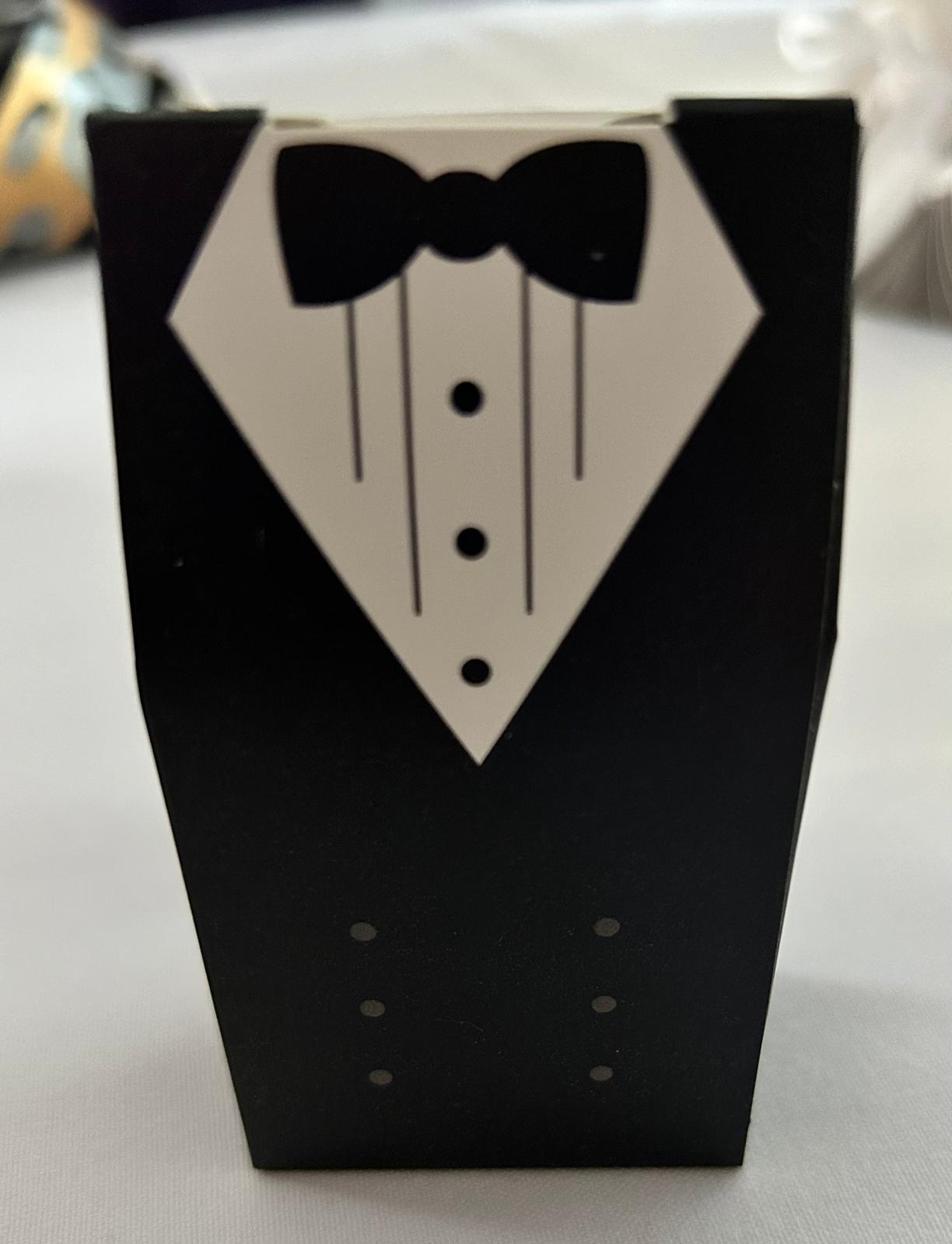 Groom box